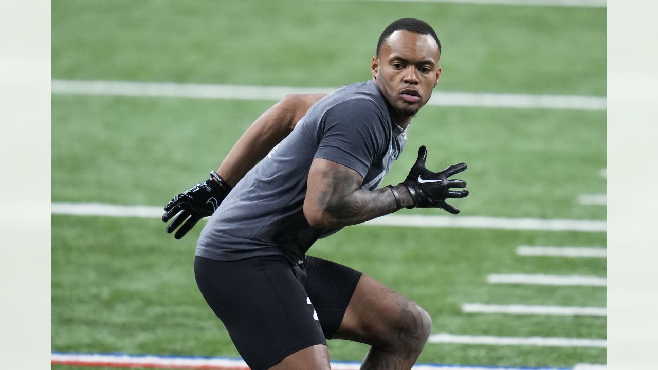 Indiana linebacker Cam Jones runs a drill at the NFL football