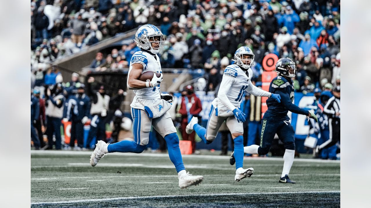 Detroit Lions rookie WR Amon-Ra St. Brown shows off versatility in loss to  Seahawks