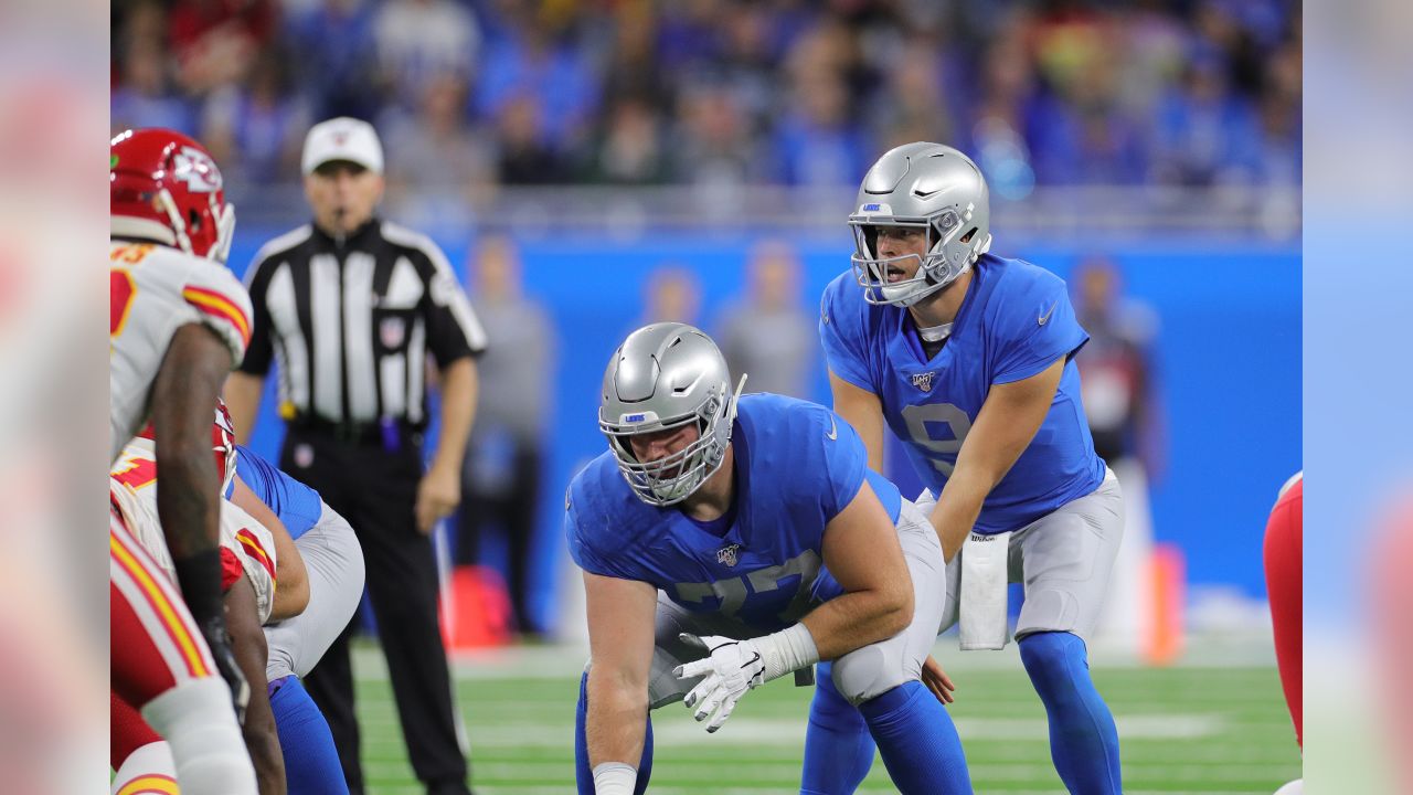 Melvin and Ragnow active, Davis out for Lions' opener