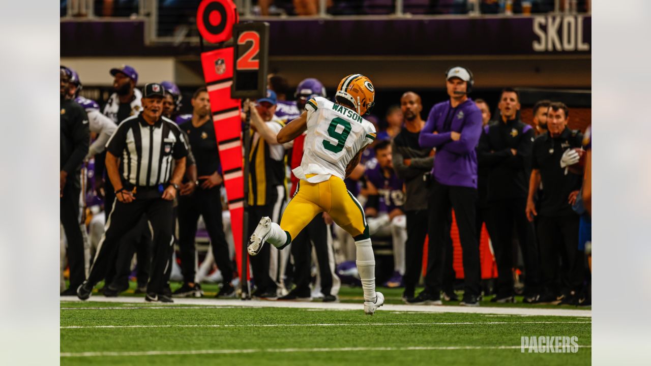 Packers' Aaron Rodgers Complains About Refs in Vikings Loss