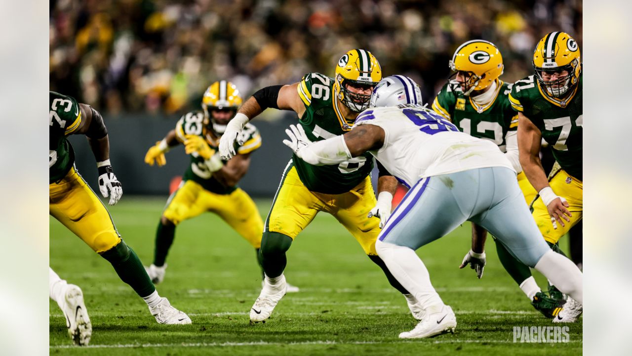 Packers rookie Christian Watson celebrates 58-yard TD with end zone backflip