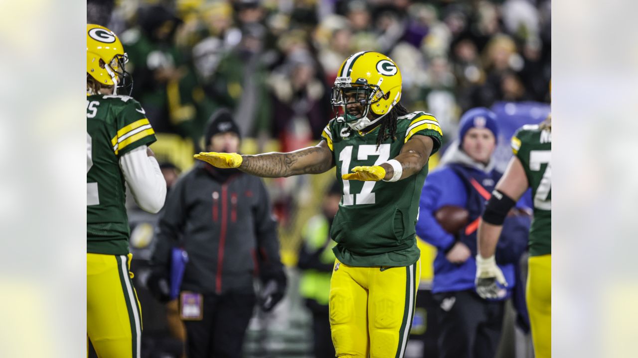 Game notes: After breaking his own record, Davante Adams still hungry for  more history