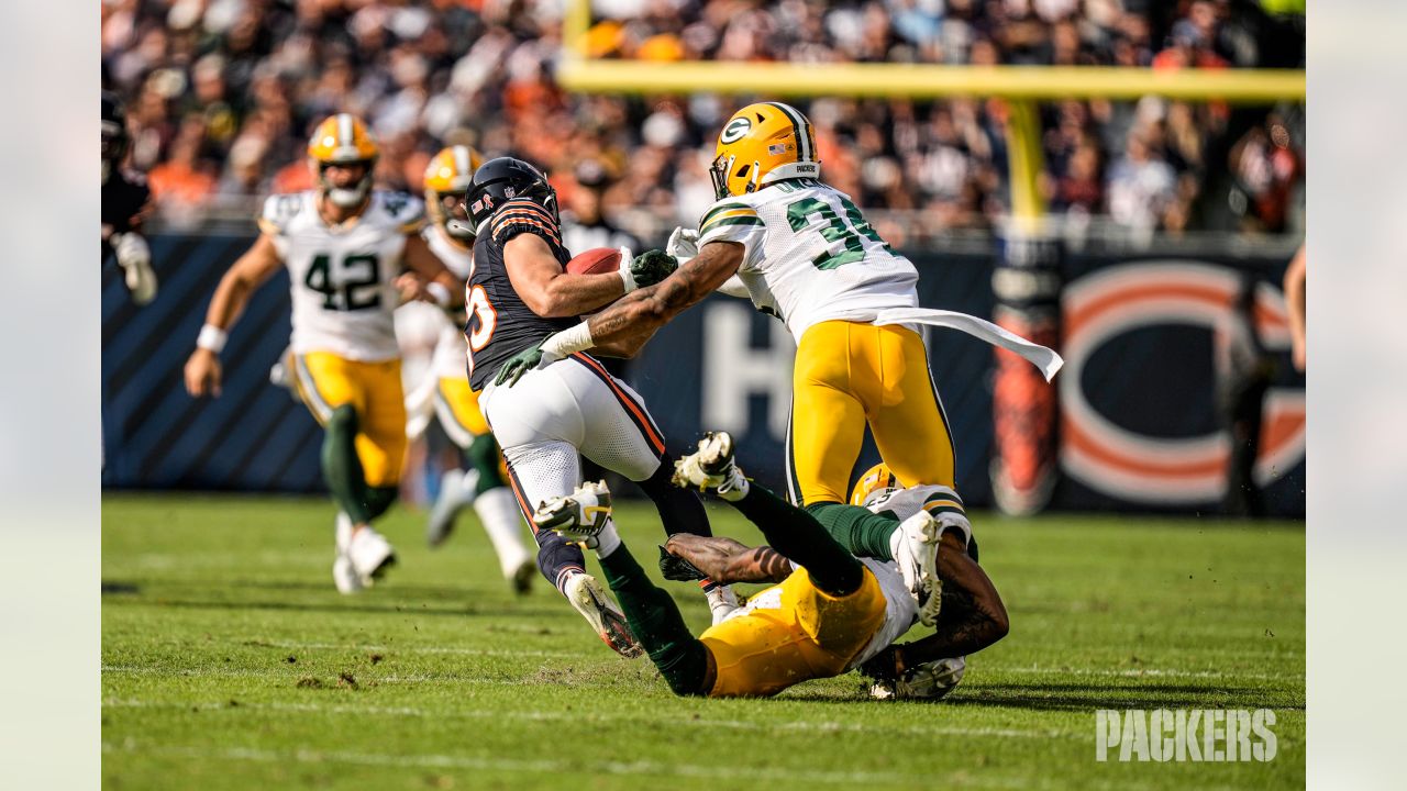 Quay Walker breaks multiple tackles on unbelievable pick-6 vs. Bears