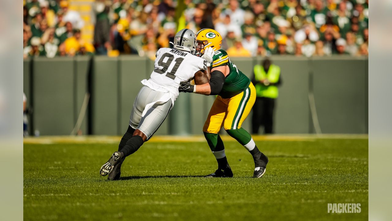 Blake Martinez's hustle, defense's goal-line stand lift Packers