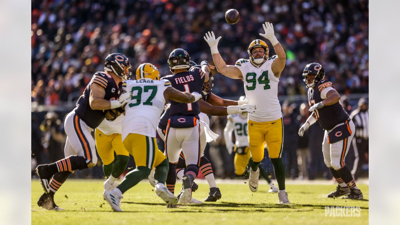 Packers Start Strong, Easily Defeat Bears - Shepherd Express