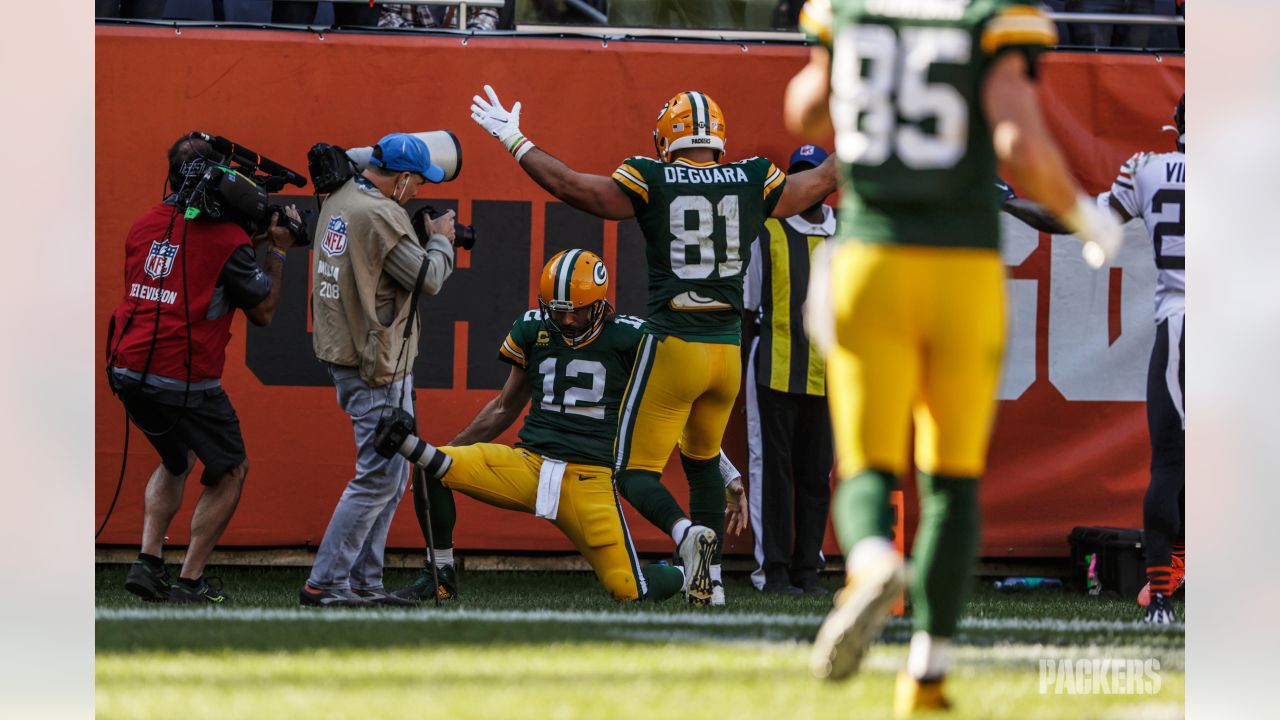 Packers vs. Bears score, takeaways: Aaron Jones runs wild as Green Bay  rolls past Bears at Lambeau Field 