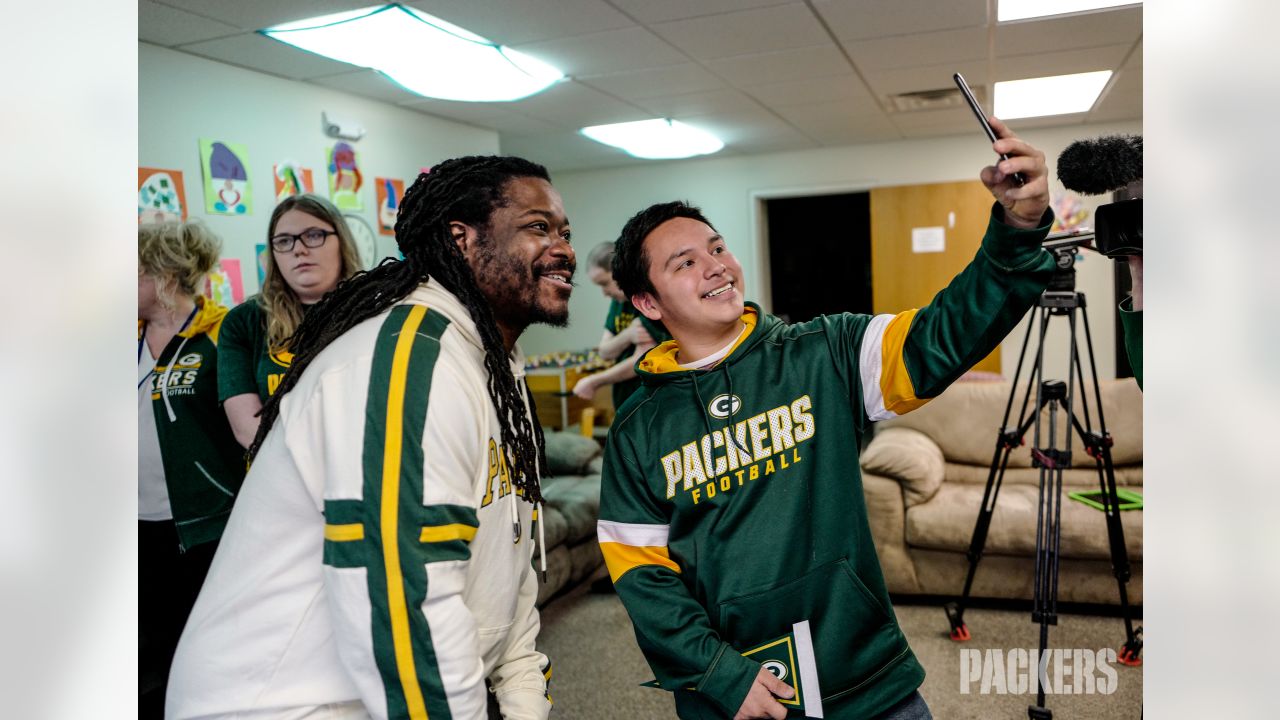 Thank You Tour' reunites Driver with adoring Green Bay Packers fans