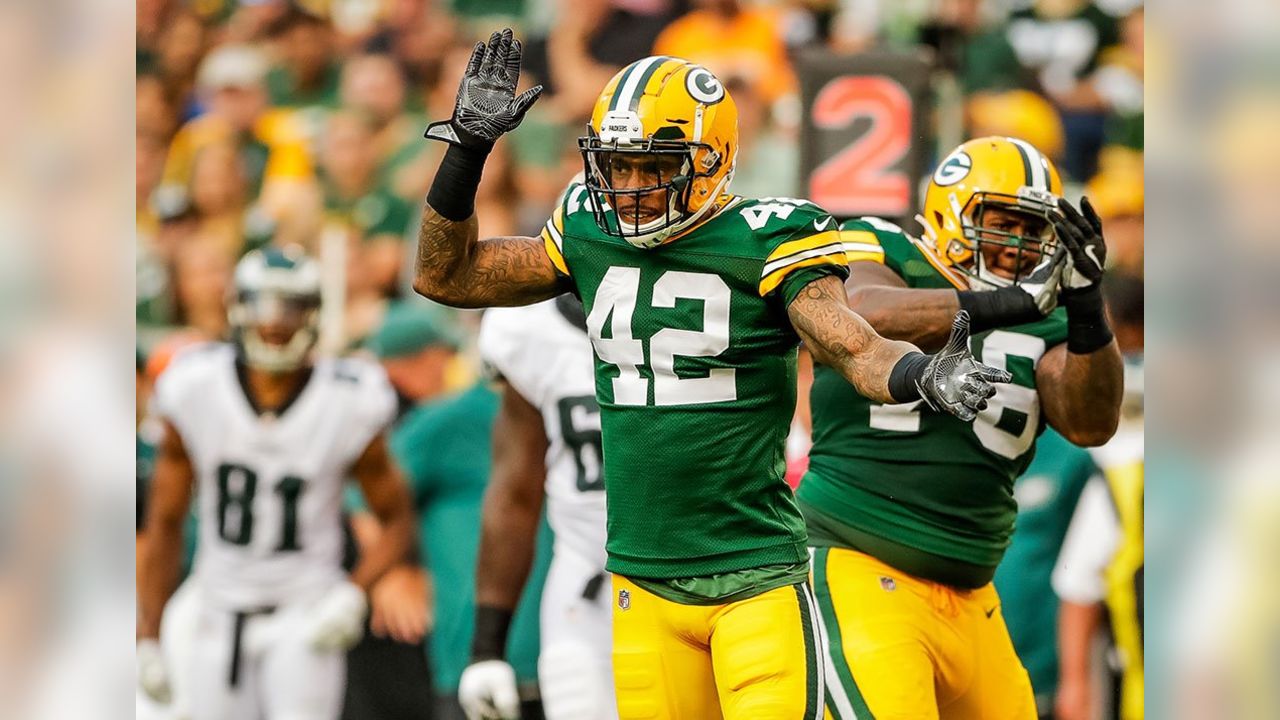 Ahmad Brooks brings versatility to Green Bay Packers' defense