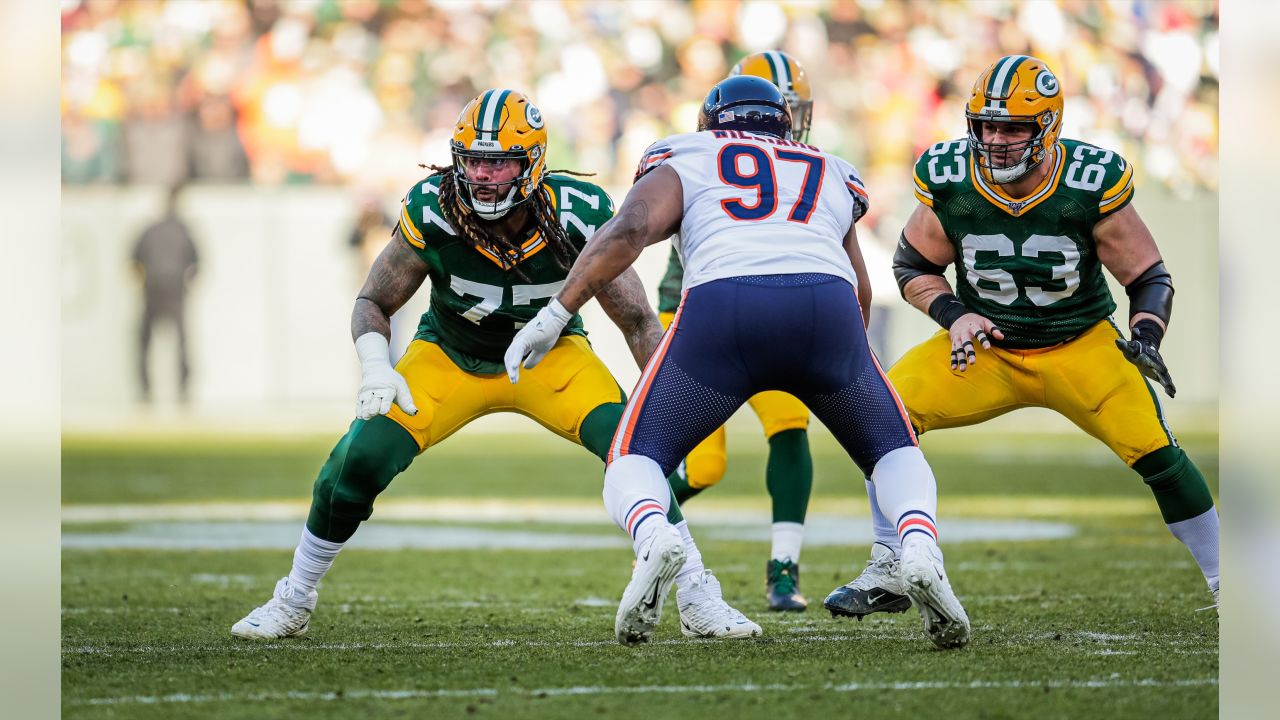 Packers avoid Bears comeback, move to 11-3 with victory