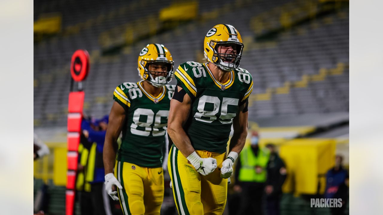 TE-needy Packers lose Robert Tonyan to rival Bears