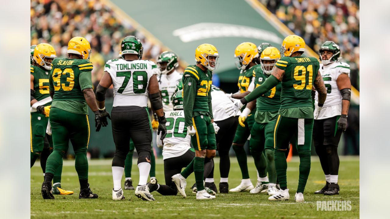 Packers' strong defensive start not enough to ground Jets