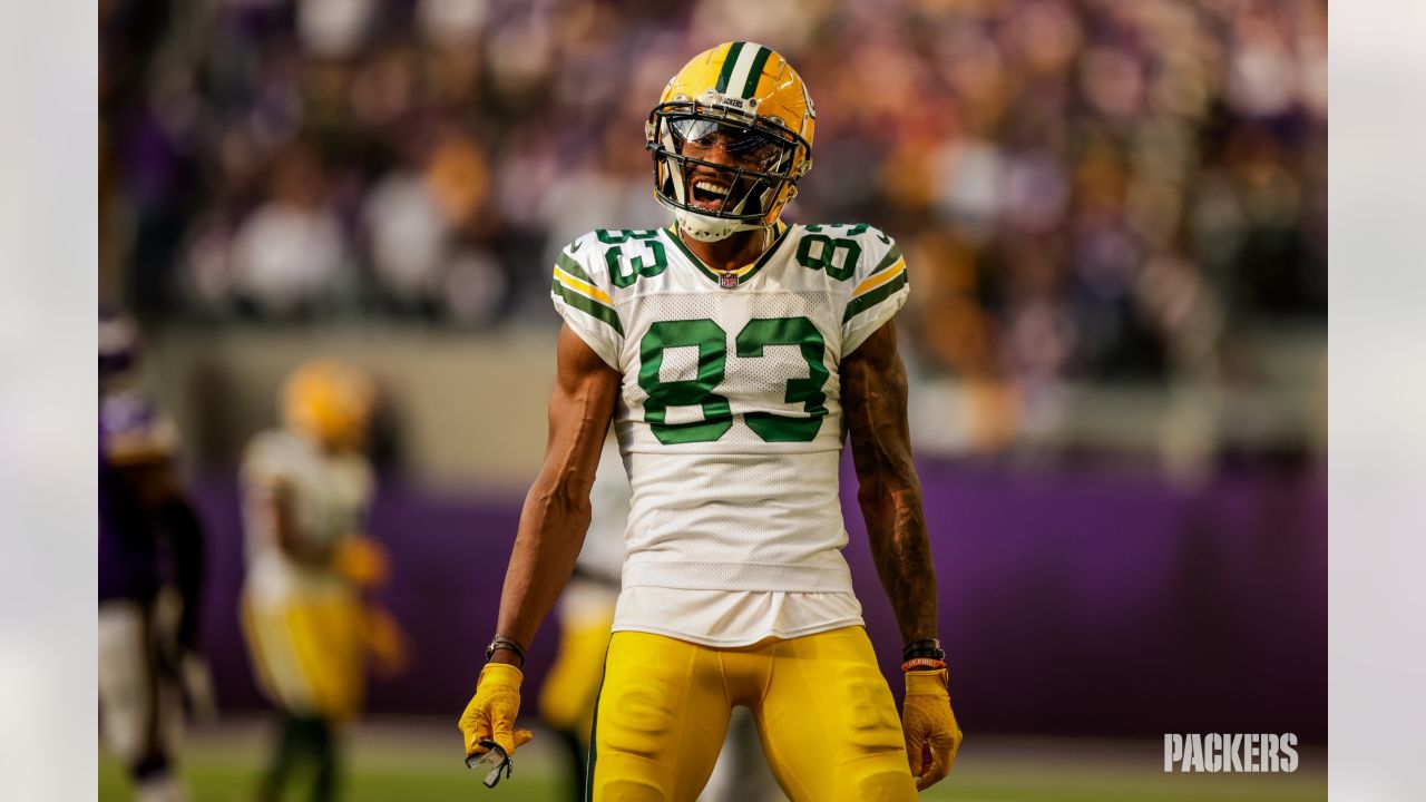 Packers dismantle Vikings, scoring in all three phases en route to