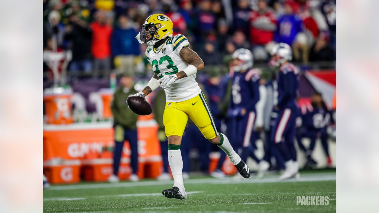 AP source: Packers CB Alexander agrees to contract extension