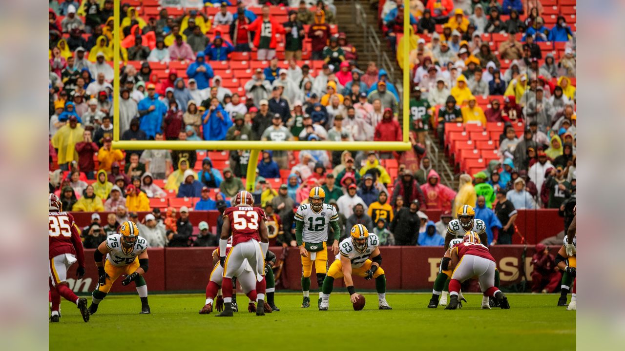 The last play of Packers-Commanders summed up a stinky NFL Sunday early  slate 