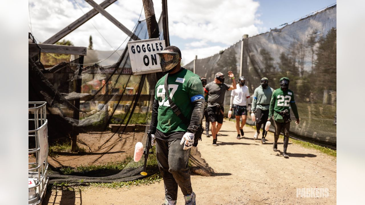 PHOTOS: Packers Players Look Like Gladiators In Latest Paintball Match