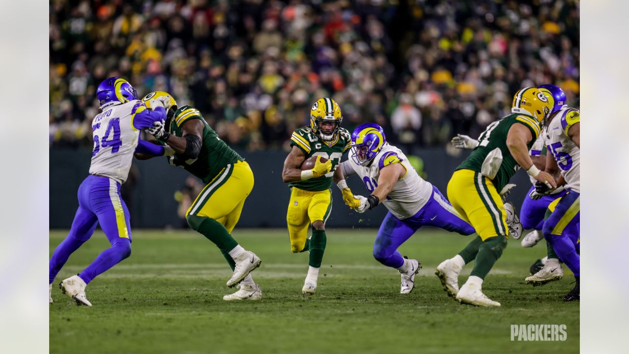 Packers defense gets redemption, forces three turnovers vs Rams