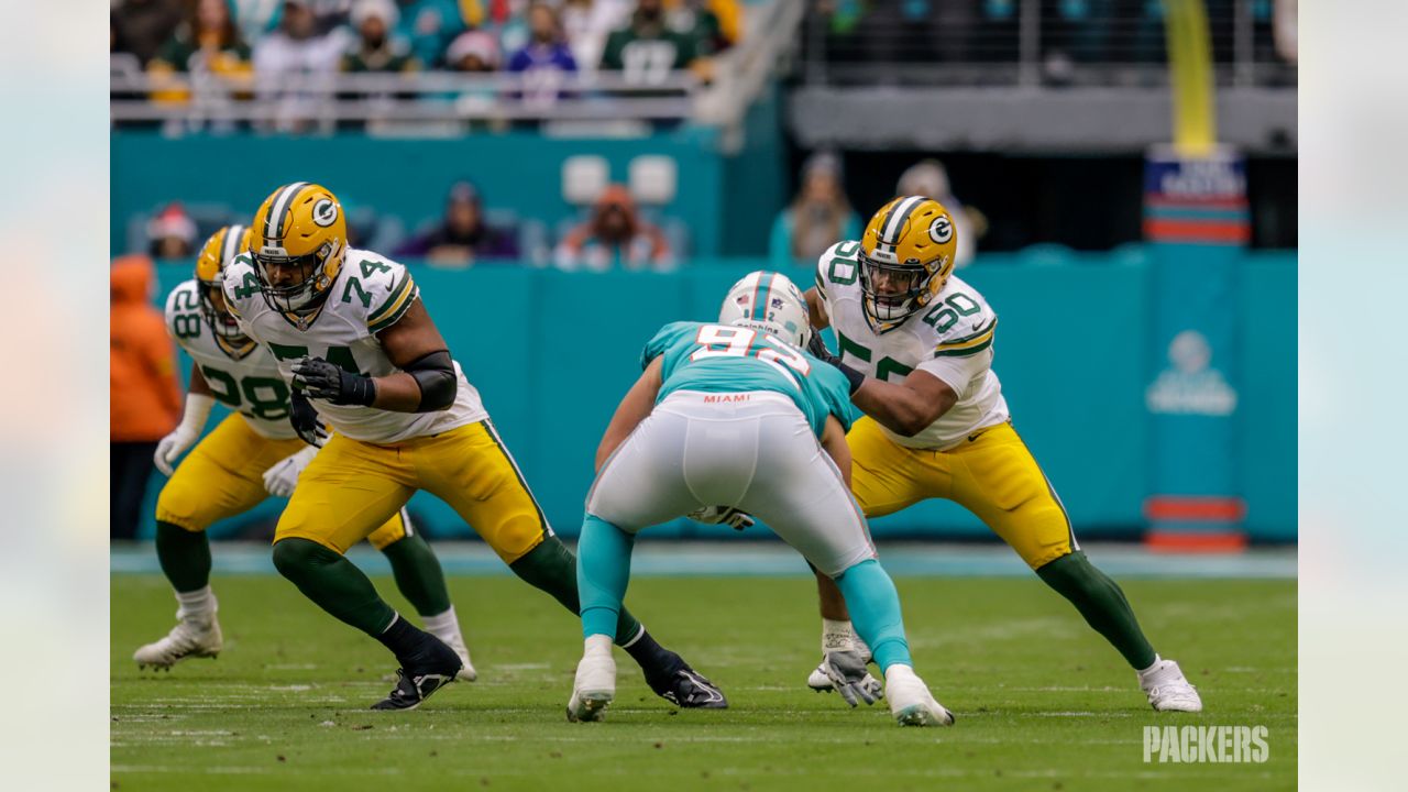 Whicker: Packers' Marcedes Lewis keeps 'Poly Five' alive in NFL – Orange  County Register