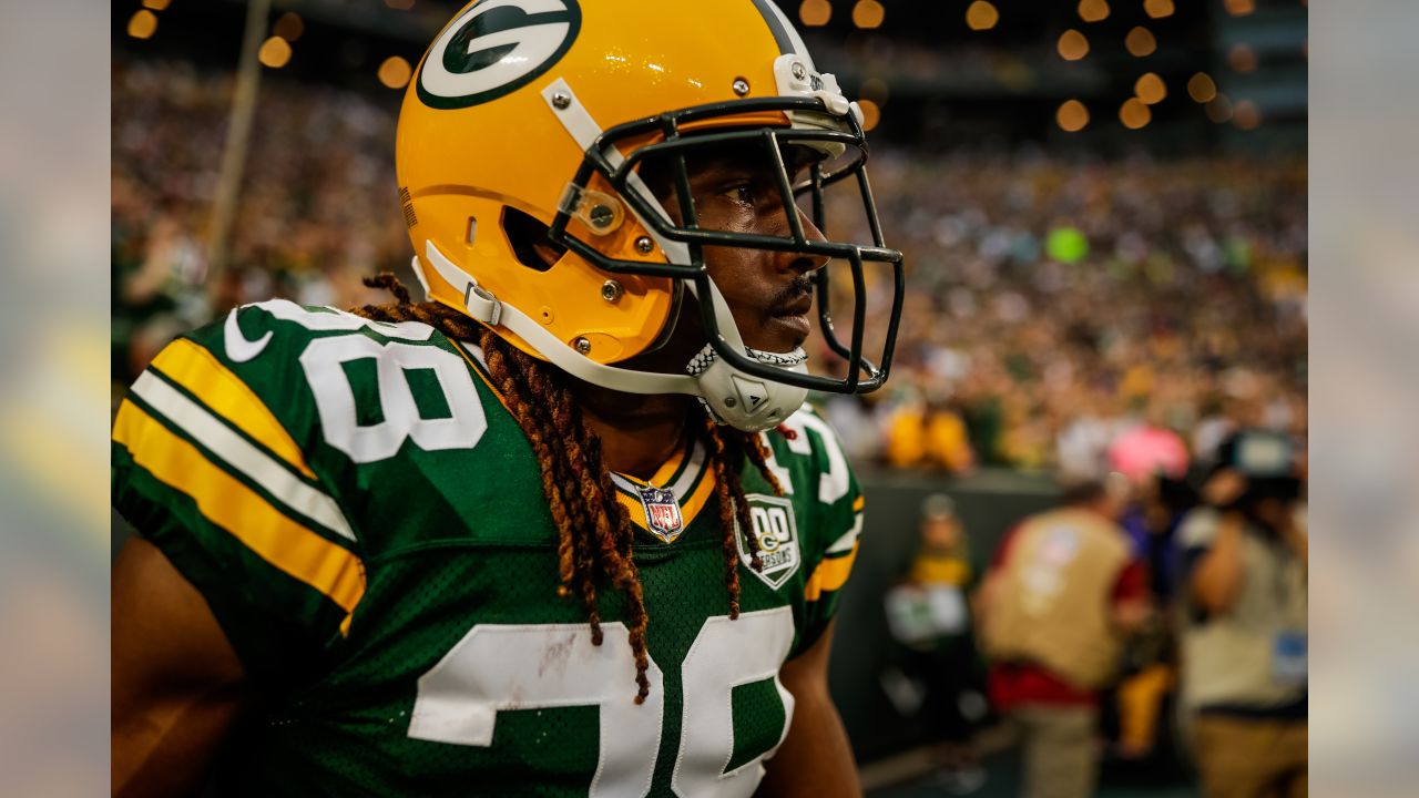 Jake Kumerow of the Green Bay Packers awaits the snap against the New