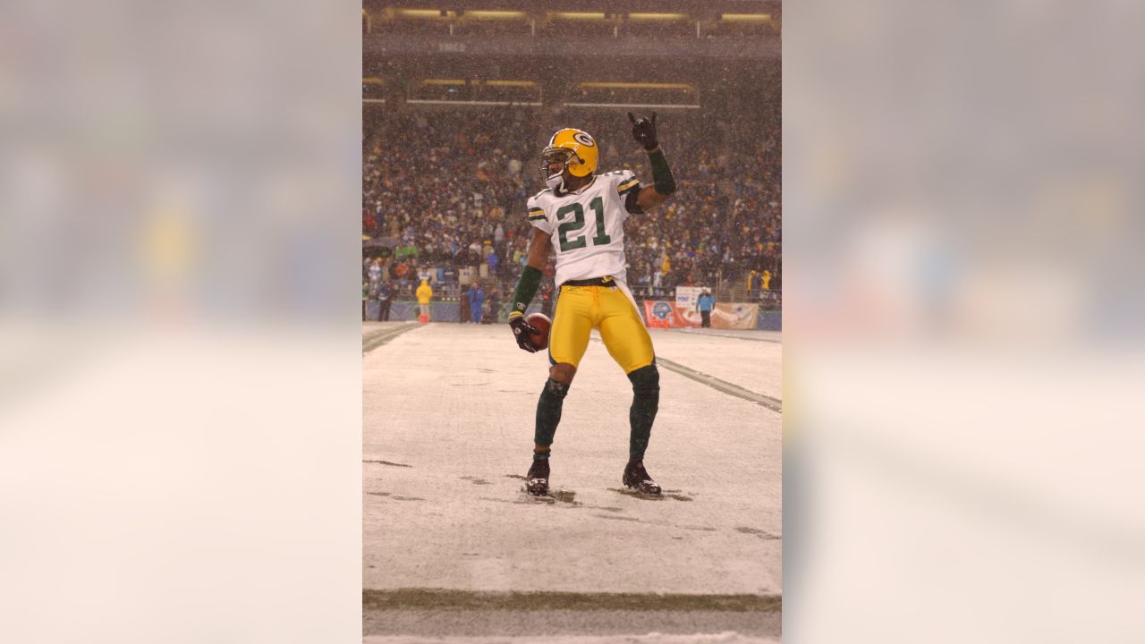 After 2 postponements, Packers set to induct Charles Woodson, Al