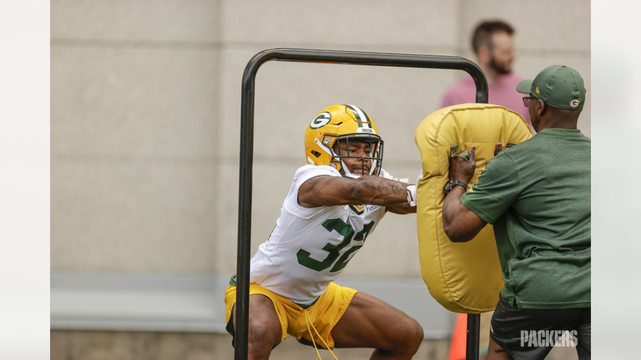 Wes Hodkiewicz on Twitter: Back at Lambeau today for #DALvsGB The featured  Gameday Program players are Aaron Jones (#Packers' Salute to Service  spokesman) and AJ Dillon (Packers vs. Cancer spokesman).   /