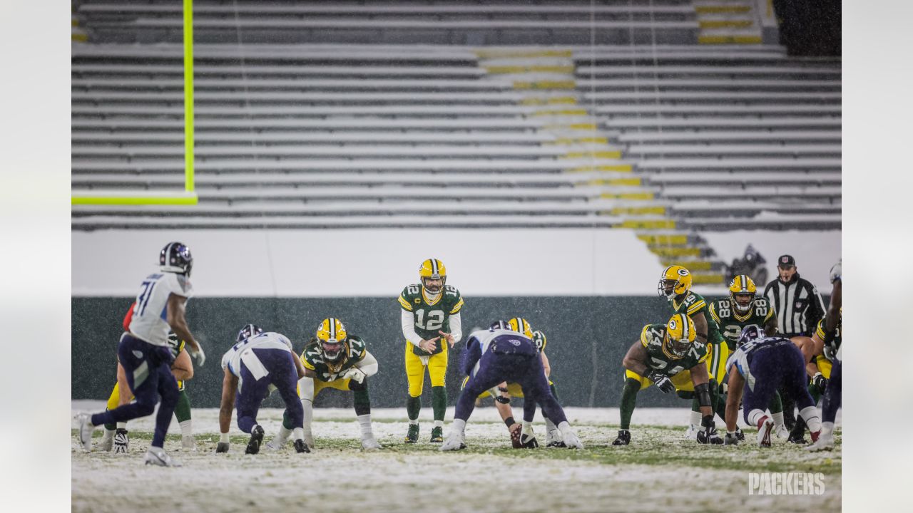 Packers Time Capsule: AJ Dillon plows through the snow in 2020 win