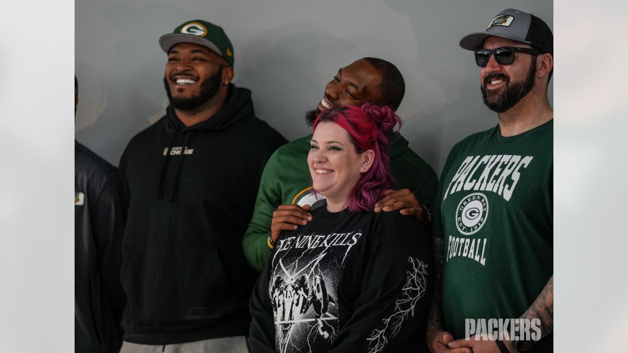 Thank You Tour' reunites Driver with adoring Green Bay Packers fans