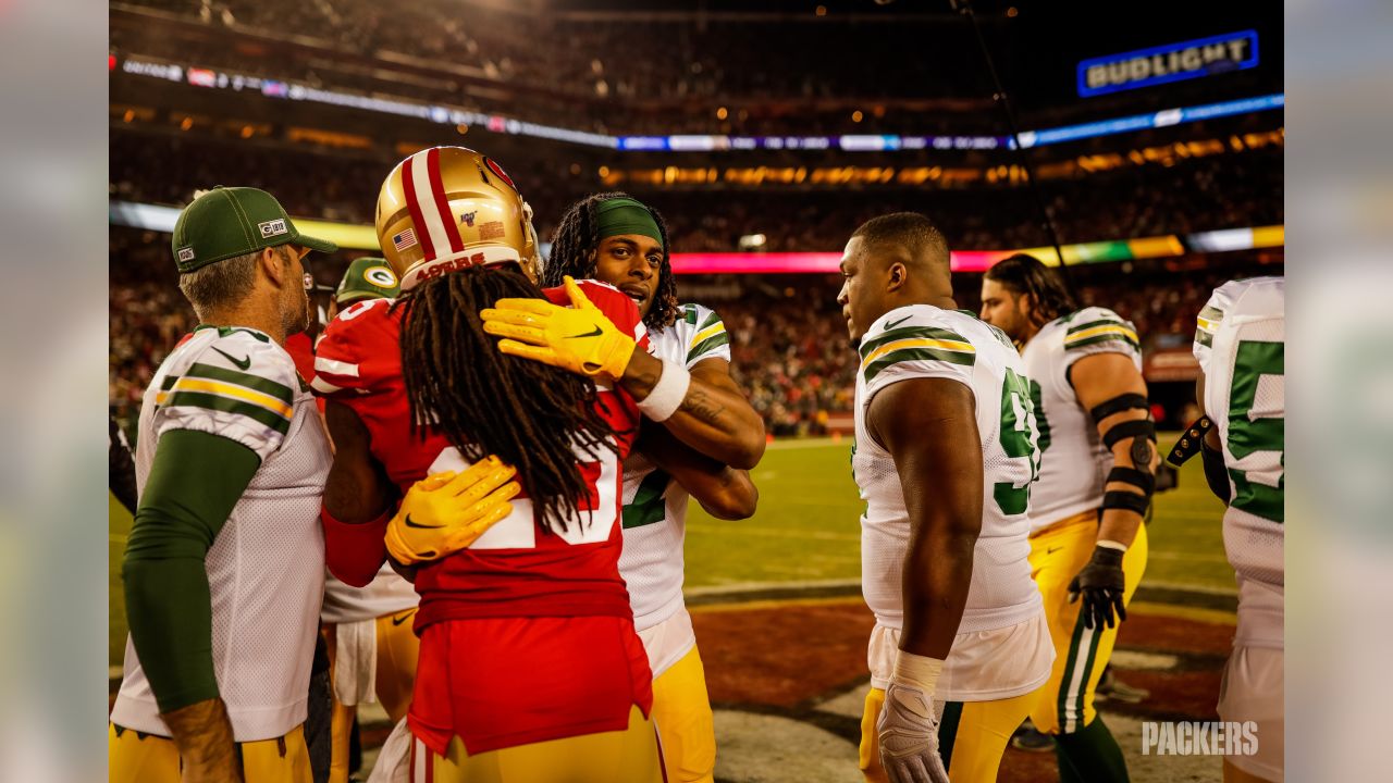 Za'Darius Smith of the Green Bay Packers celebrates defeating the Los  News Photo - Getty Images