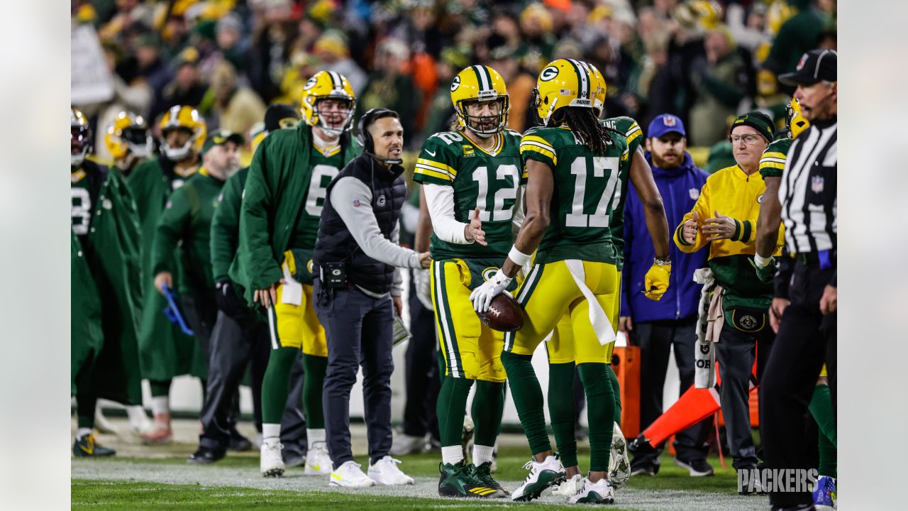 Matt Pomeroy on X: No Packers QB has played 17 seasons with the team Aaron  Rodgers has played 16 seasons Brett Favre played 16 seasons Bart Starr  played 16 seasons  / X