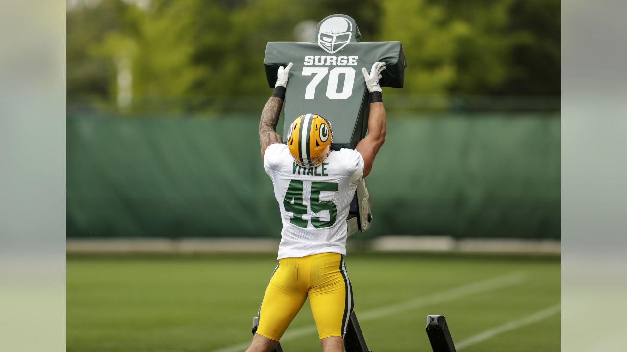 New Packers linebacker B.J. Goodson proving to be quick study