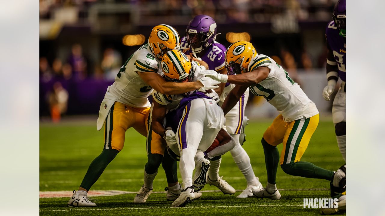 Vikings at Packers score, takeaways: How Green Bay nearly blew a 21-0 lead  but escaped with a win 