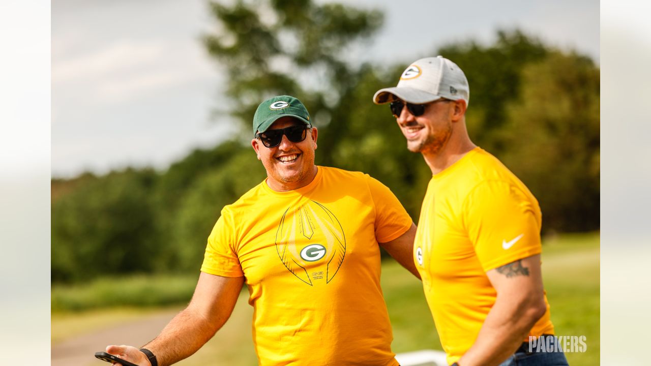 Green Bay Packers on X: The #PackersRoadTrip rolled into Hudson High  School to show support at their athletic fundraiser. 