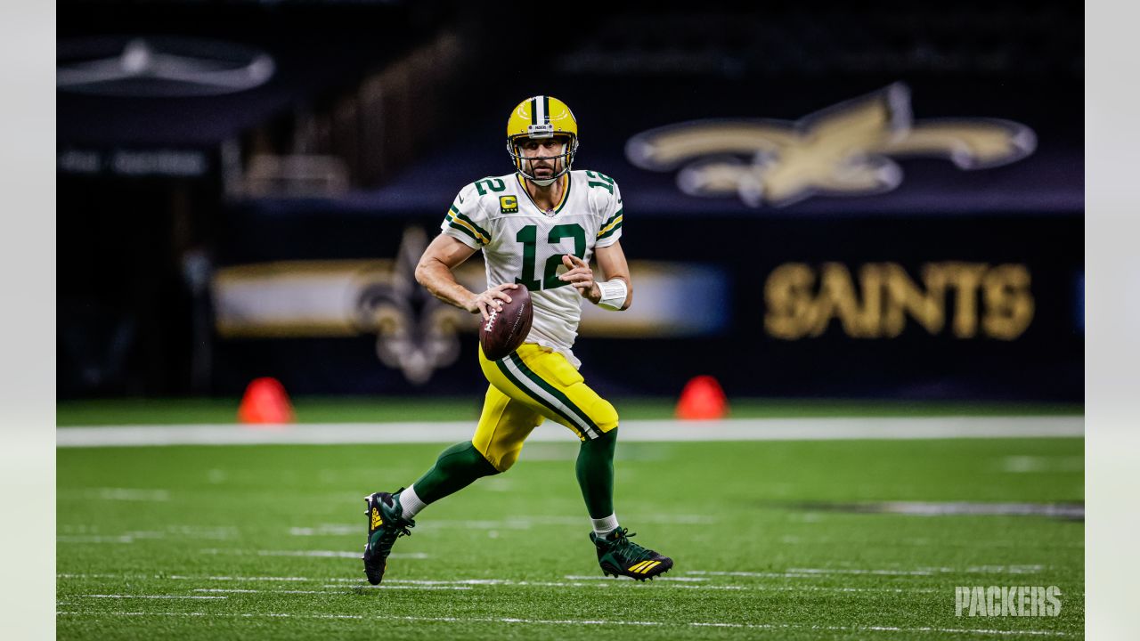 Aaron Rodgers Agrees to New Contract With Green Bay Packers: NFL Network -  Bloomberg