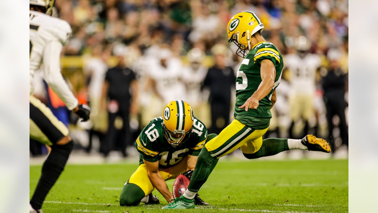 Green Bay Packers on X: 51-yard run to the HOUSE for Danny Etling &  @AaronRodgers12 is loving it! TOUCHDOWN! 