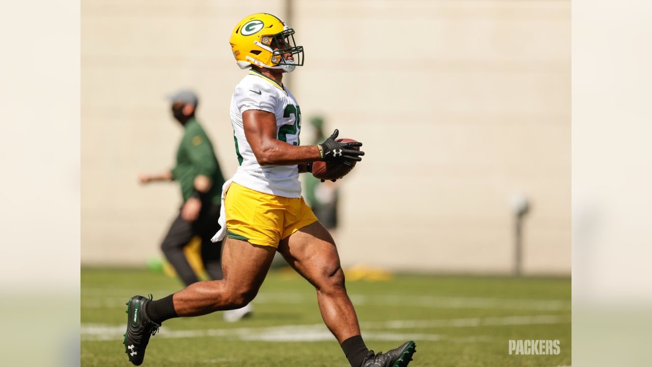 Packers RB AJ Dillon eager to rebound after busy offseason of writing a  kid's book and becoming a dad – WKTY