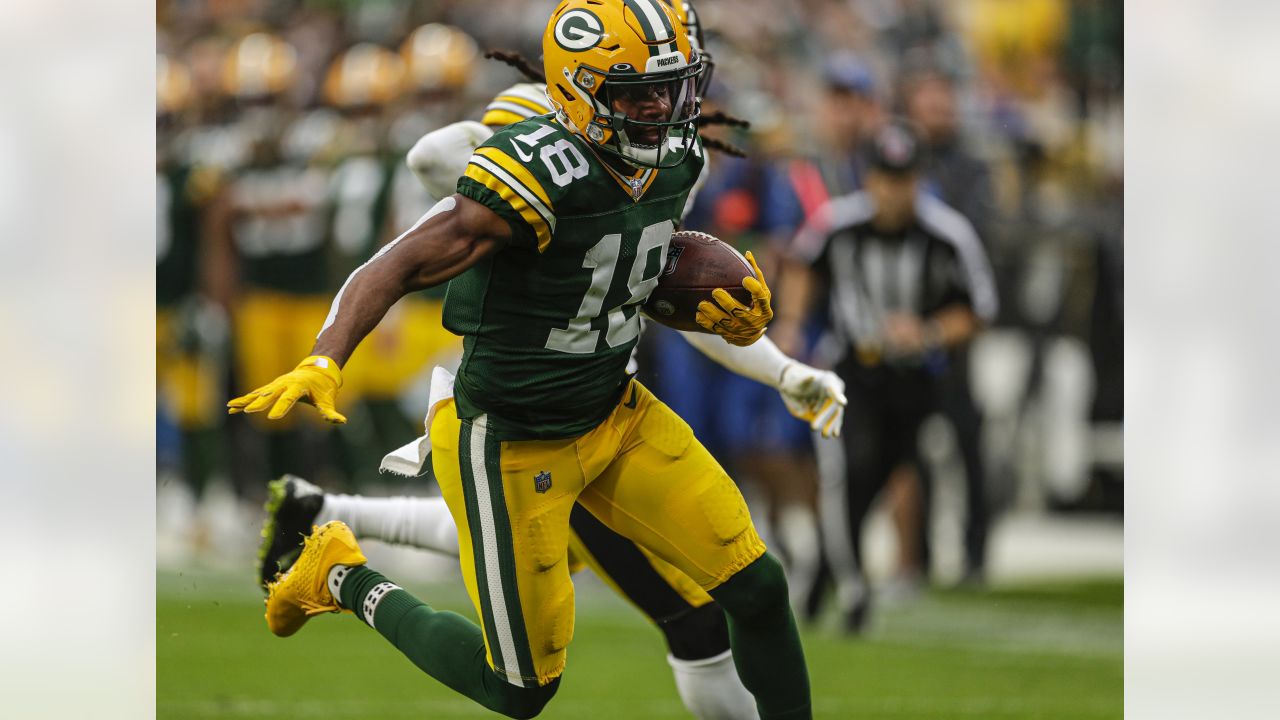 Randall Cobb is right where Aaron Rodgers needs him to be