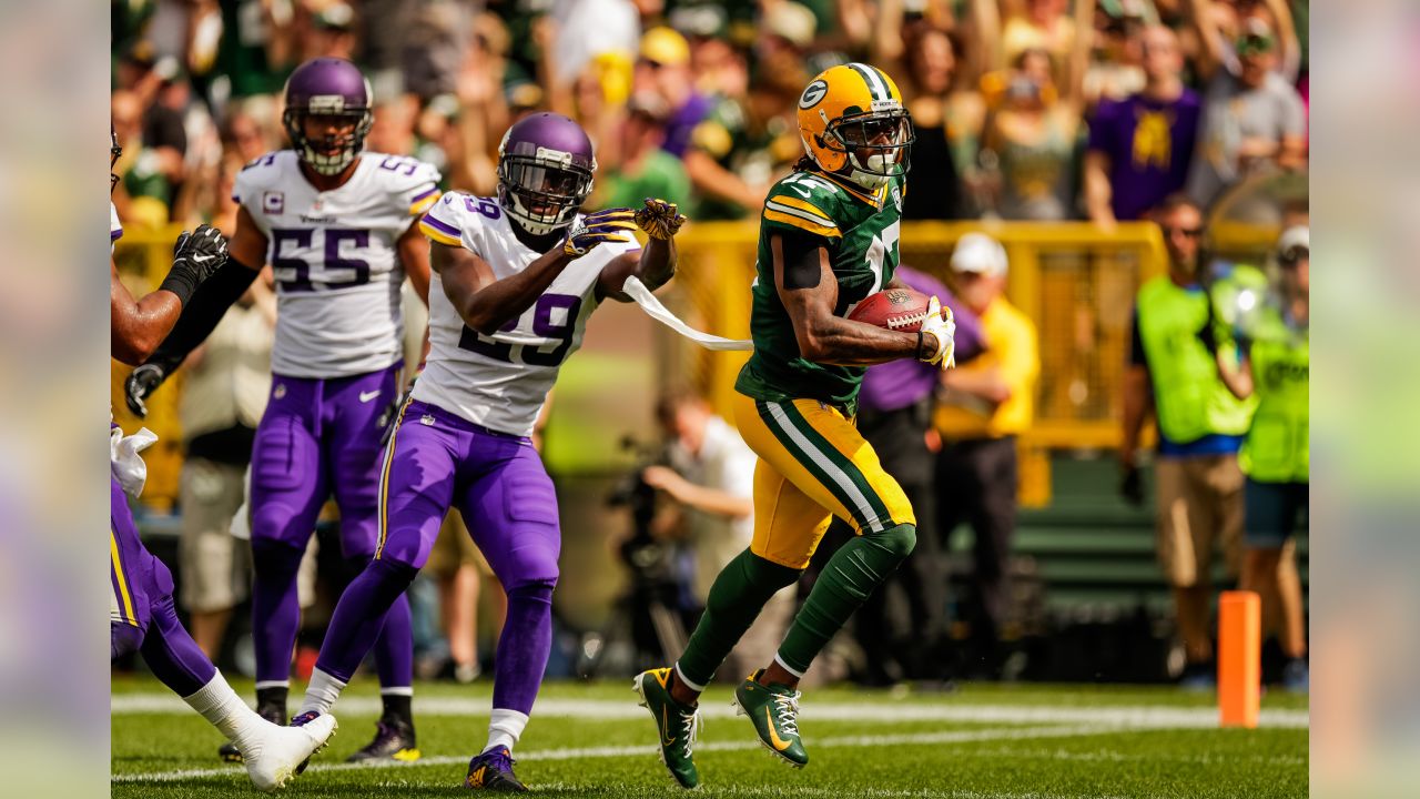 Packers take down Vikings in another crazy Border Battle