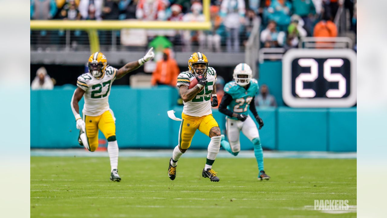 Packers 26-20 Dolphins: Aaron Rodgers keeps unlikely playoff dream with  improbable Packers vs. Dolphins Christmas miracle