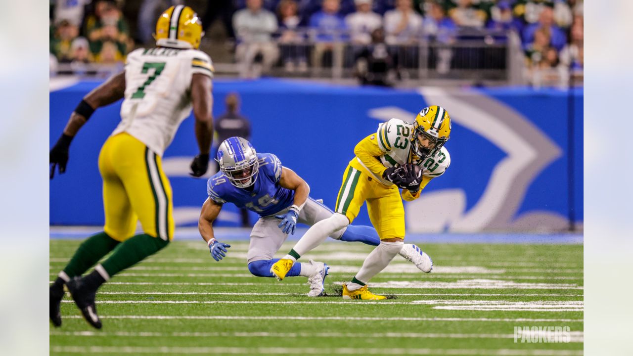 Locals in the NFL, Week 9: Romeo Doubs injured on Packers' first play in  loss to Lions
