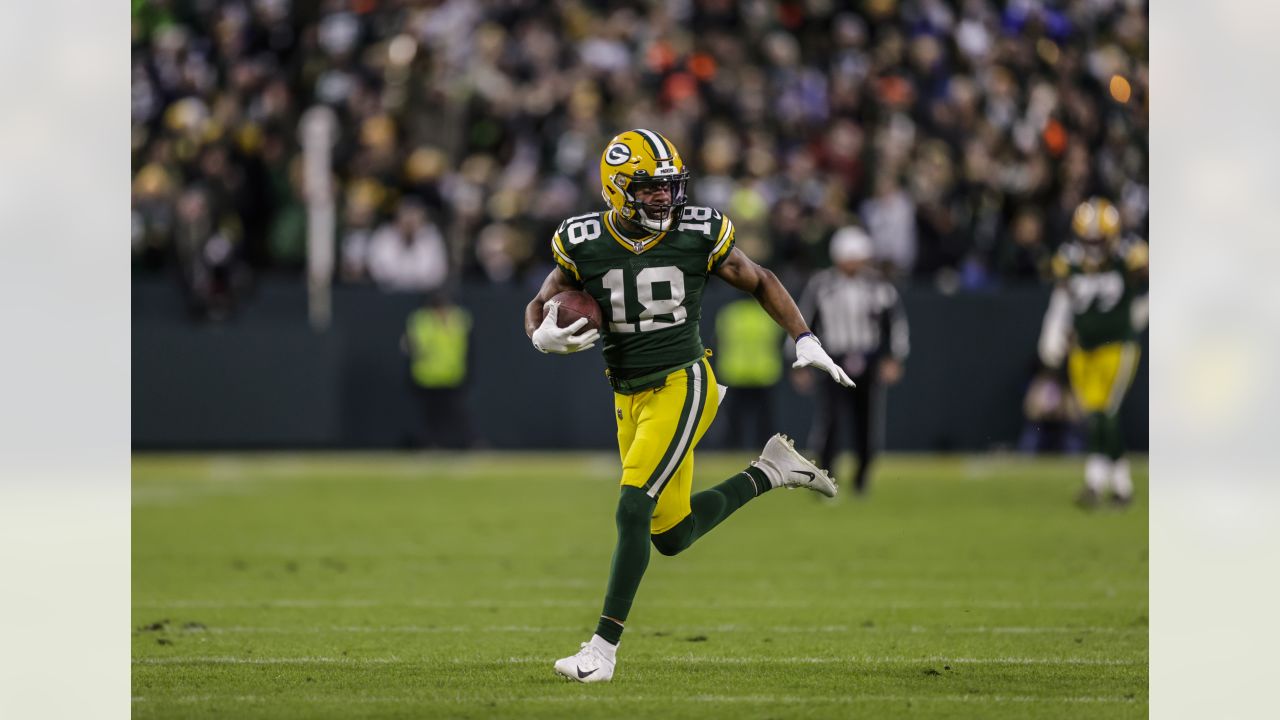 Packers become winningest team in NFL history, soured by Rodgers