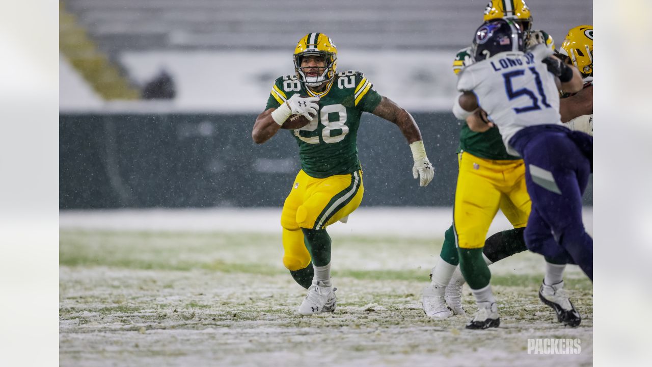 Packers vs. Titans score, results: Aaron Rodgers, Davante Adams stay hot in  snowy Lambeau