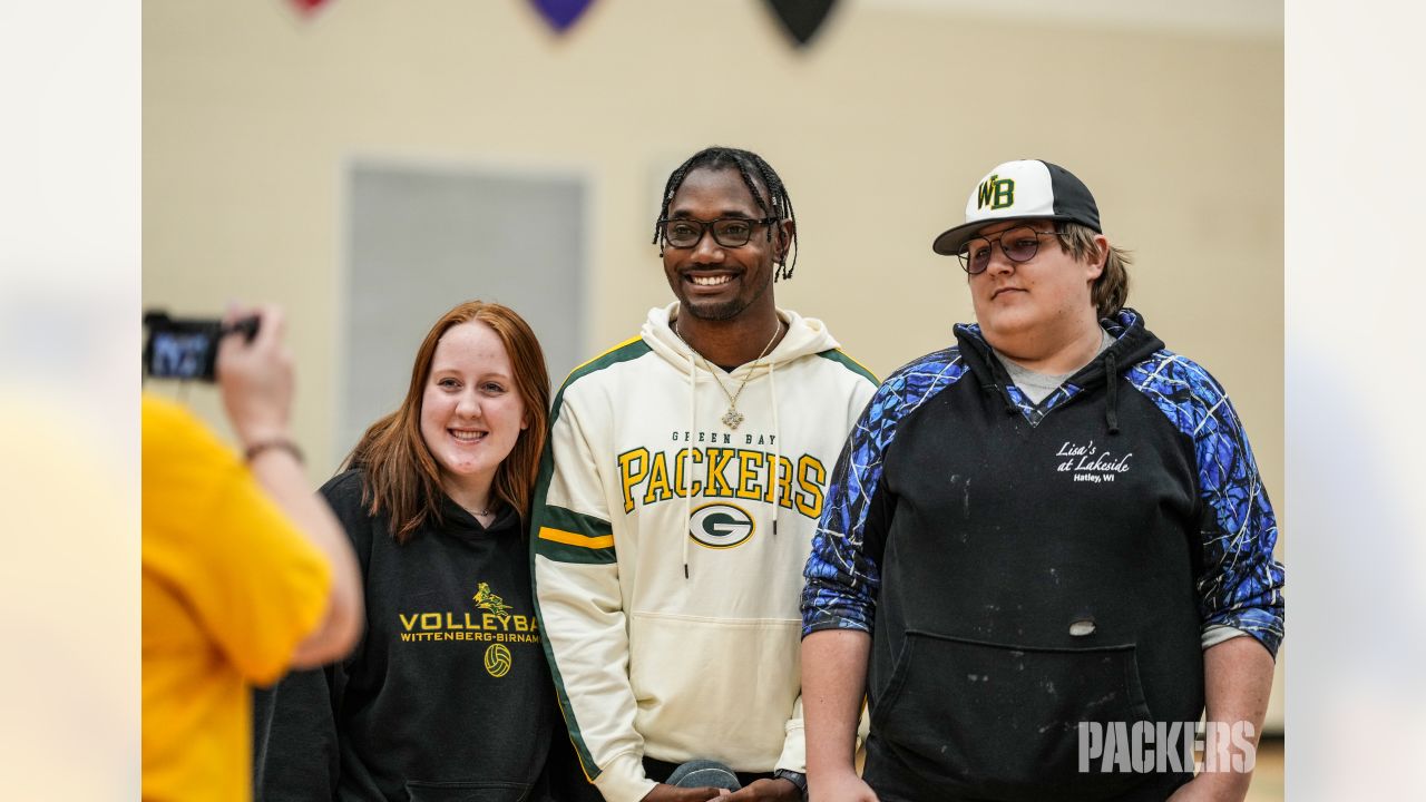 Thank You Tour' reunites Driver with adoring Green Bay Packers fans