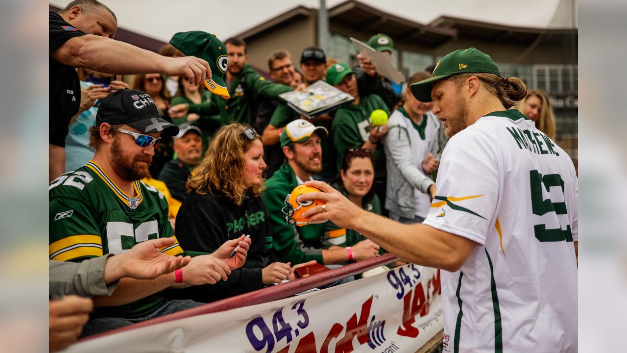 Report: Packers' Clay Matthews broke nose during charity softball