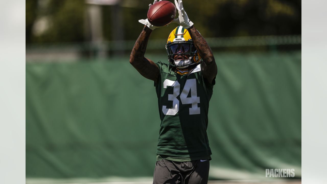 Eric Stokes enjoying life in Packers uniform