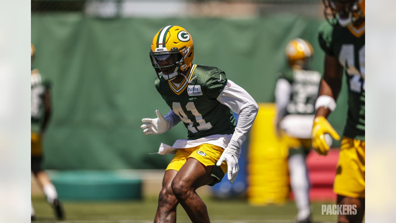 Green Bay Packers cornerback Eric Stokes (21) plays defense during an NFL  football game against the New England Patriots Sunday, Oct. 2, 2022, in Green  Bay, Wis. (AP Photo/Jeffrey Phelps Stock Photo - Alamy