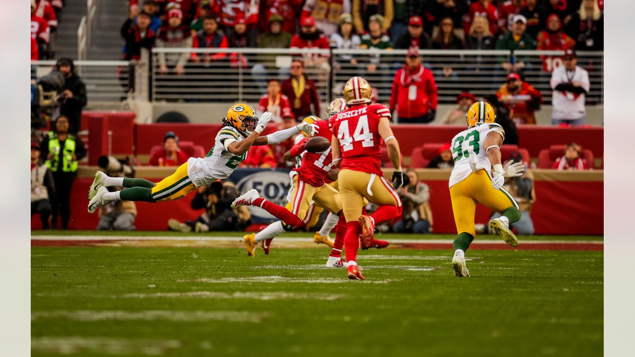 From non-fumbles to Favre dominance: Packers & 49ers have memorable playoff  history