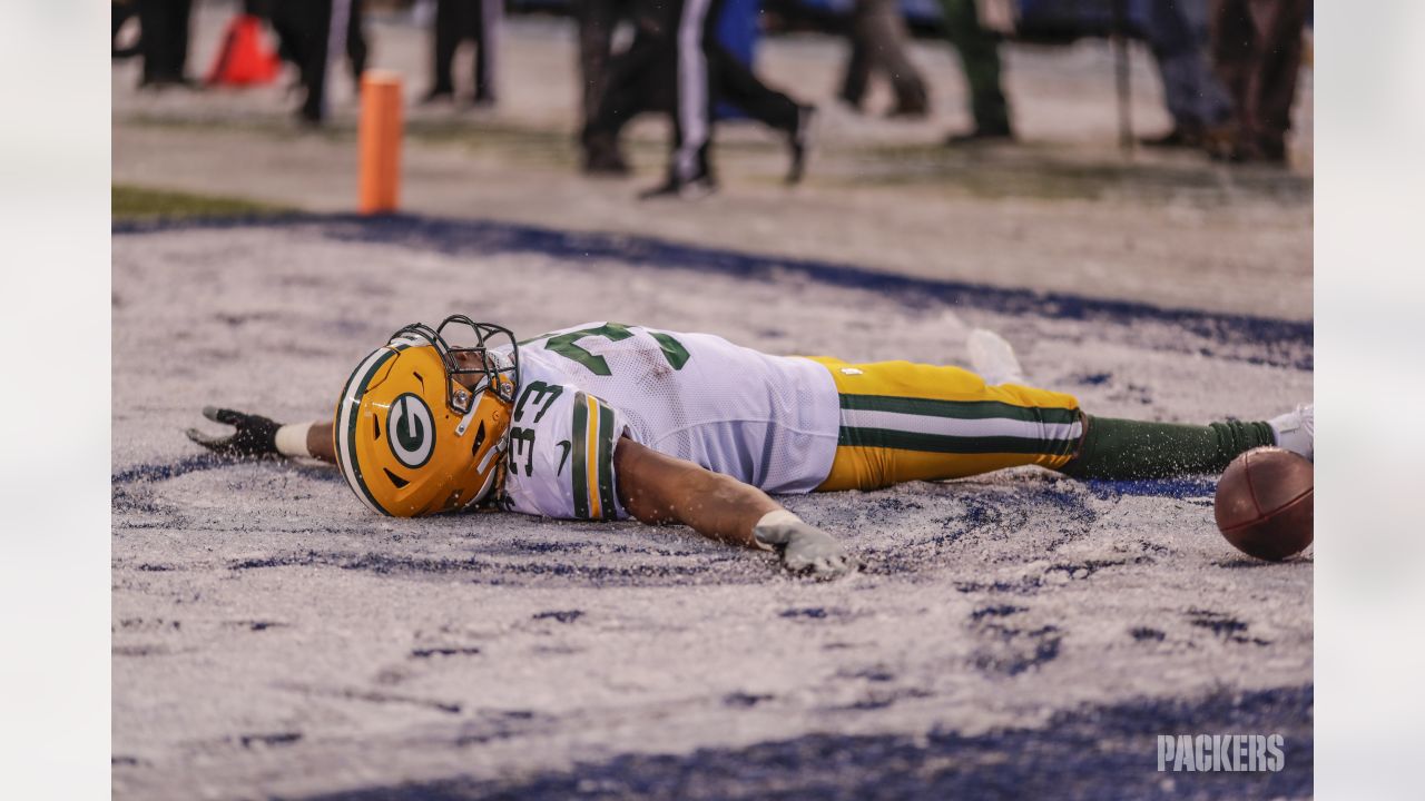 Wes Hodkiewicz on Twitter: Back at Lambeau today for #DALvsGB The featured  Gameday Program players are Aaron Jones (#Packers' Salute to Service  spokesman) and AJ Dillon (Packers vs. Cancer spokesman).   /