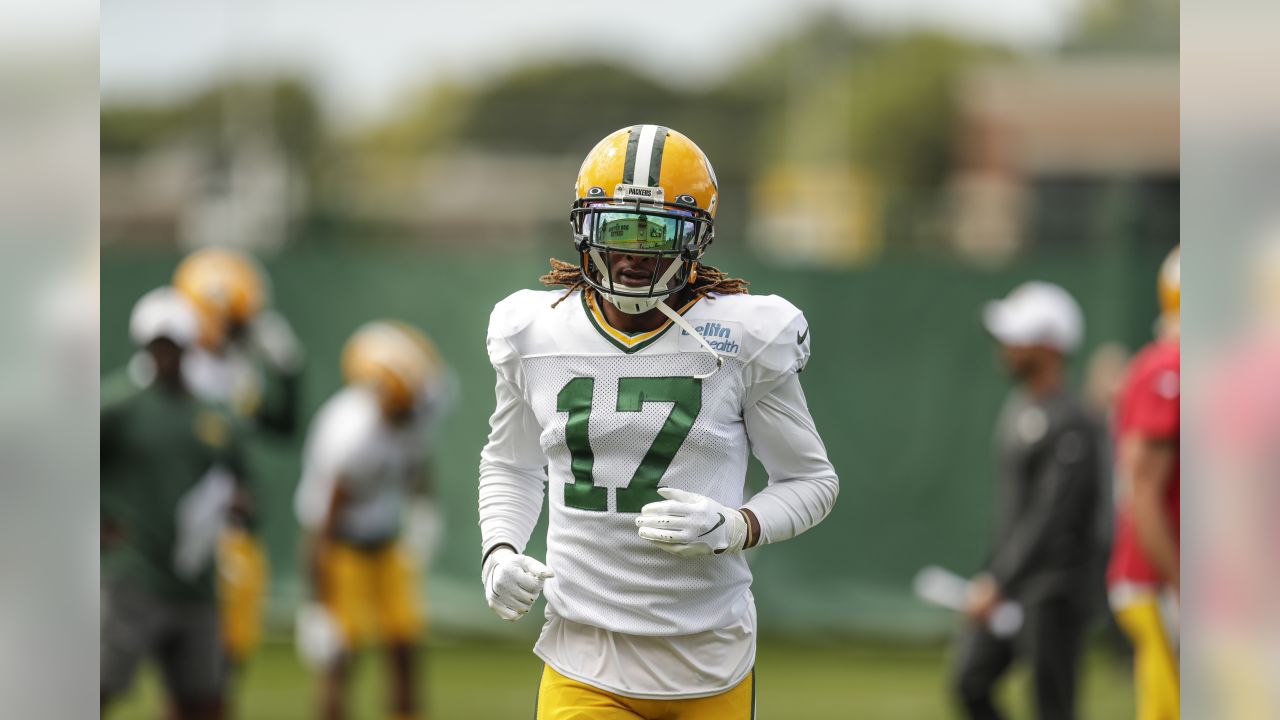 Green Bay, WI, USA. 20th Oct, 2019. Green Bay Packers wide receiver Darrius  Shepherd #10 before the NFL Football game between the Oakland Raiders and  the Green Bay Packers at Lambeau Field