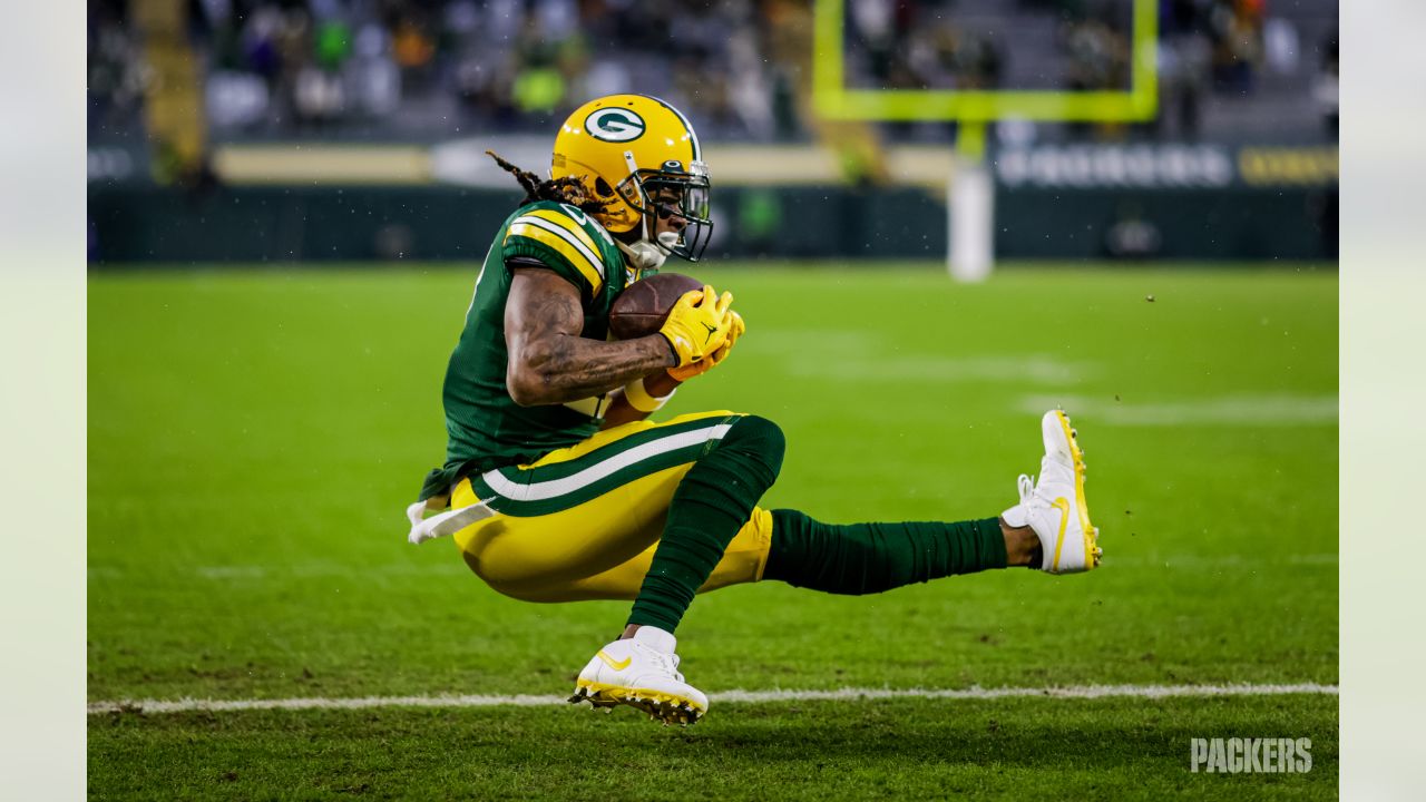 Packers put deep backfield to good use in win over Rams