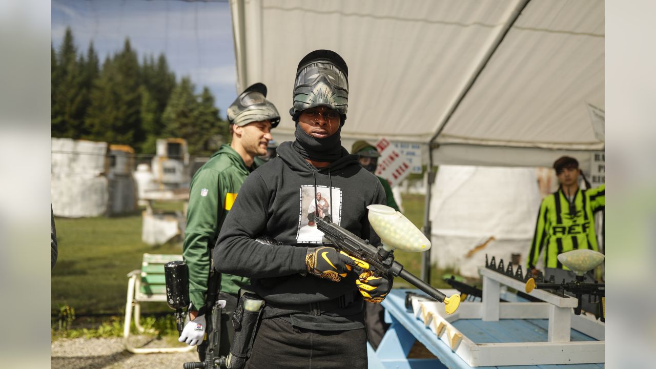 Packers focus on team-building, play paintball