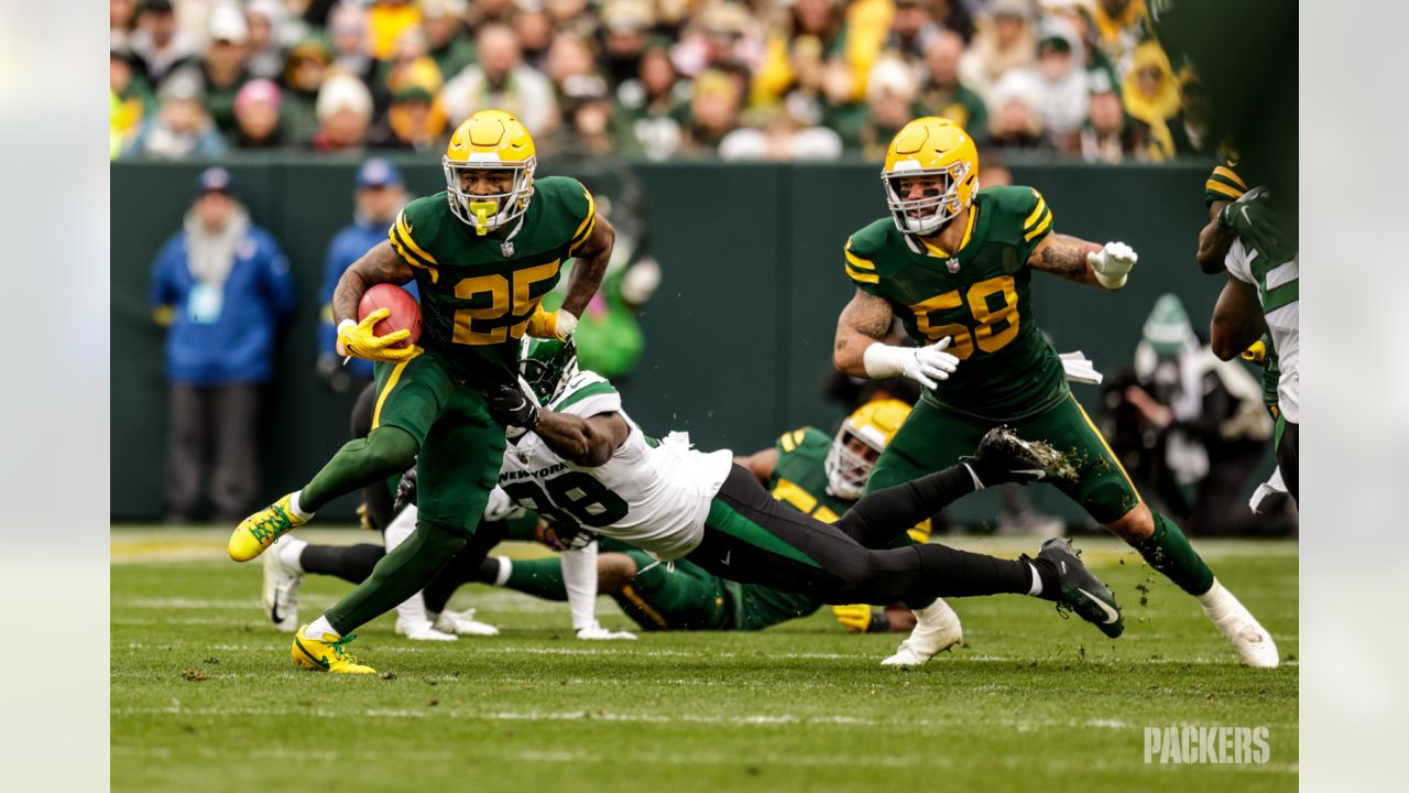 Packers' strong defensive start not enough to ground Jets